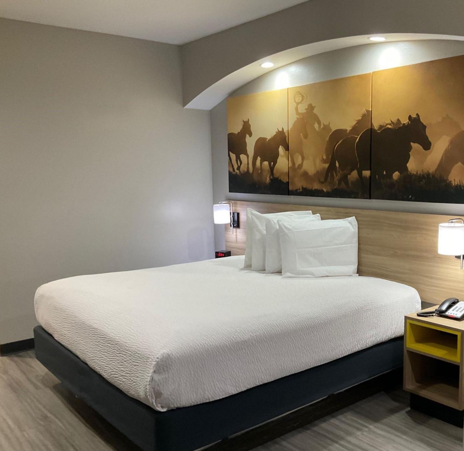 Days Inn By Wyndham Humble/Houston Intercontinental Airport Bagian luar foto
